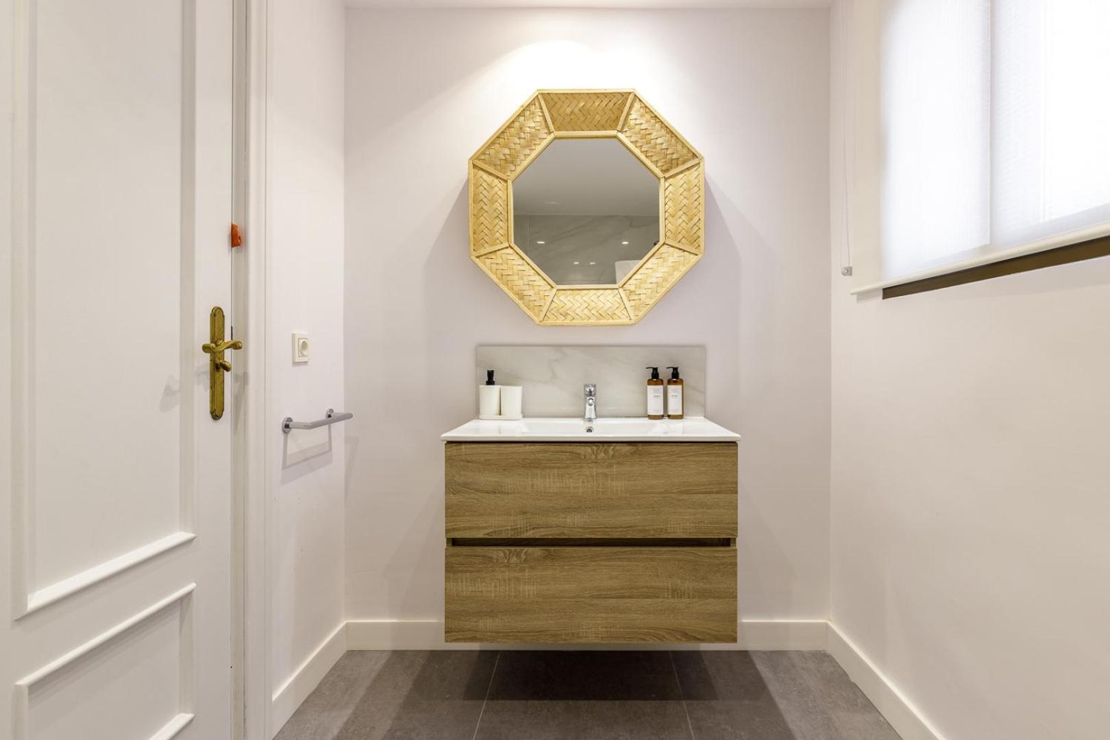 Beach Malagueta By Caleta Homes Malaga Luaran gambar