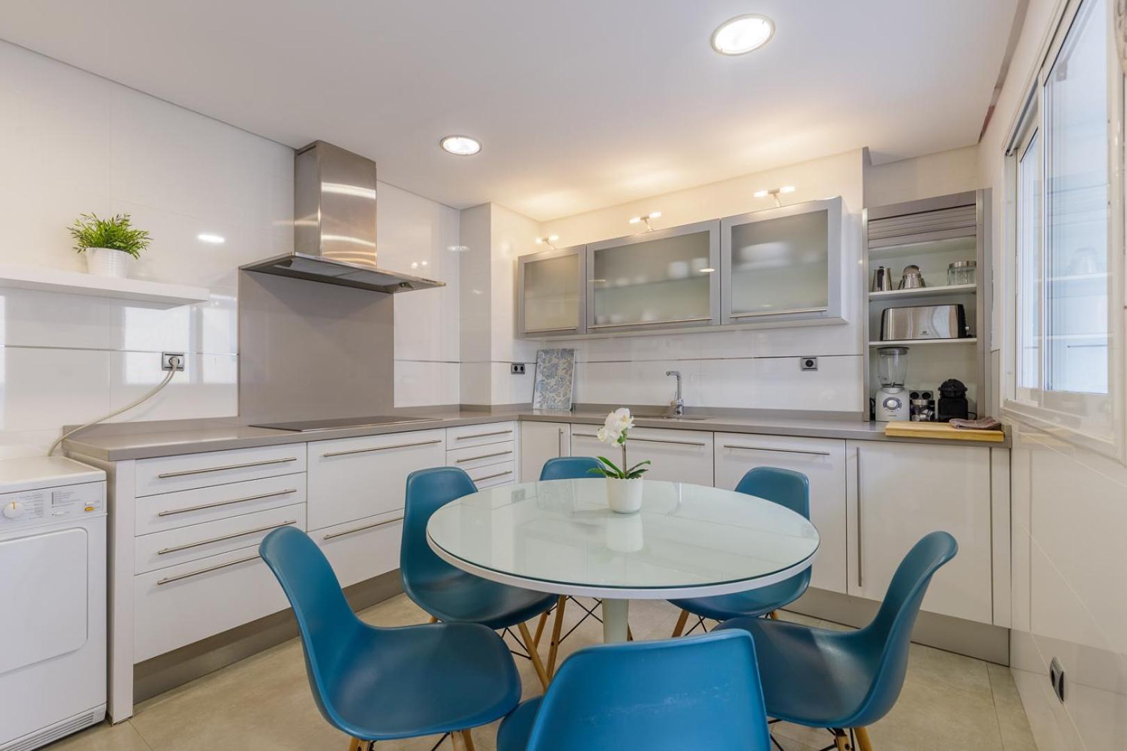 Beach Malagueta By Caleta Homes Malaga Luaran gambar